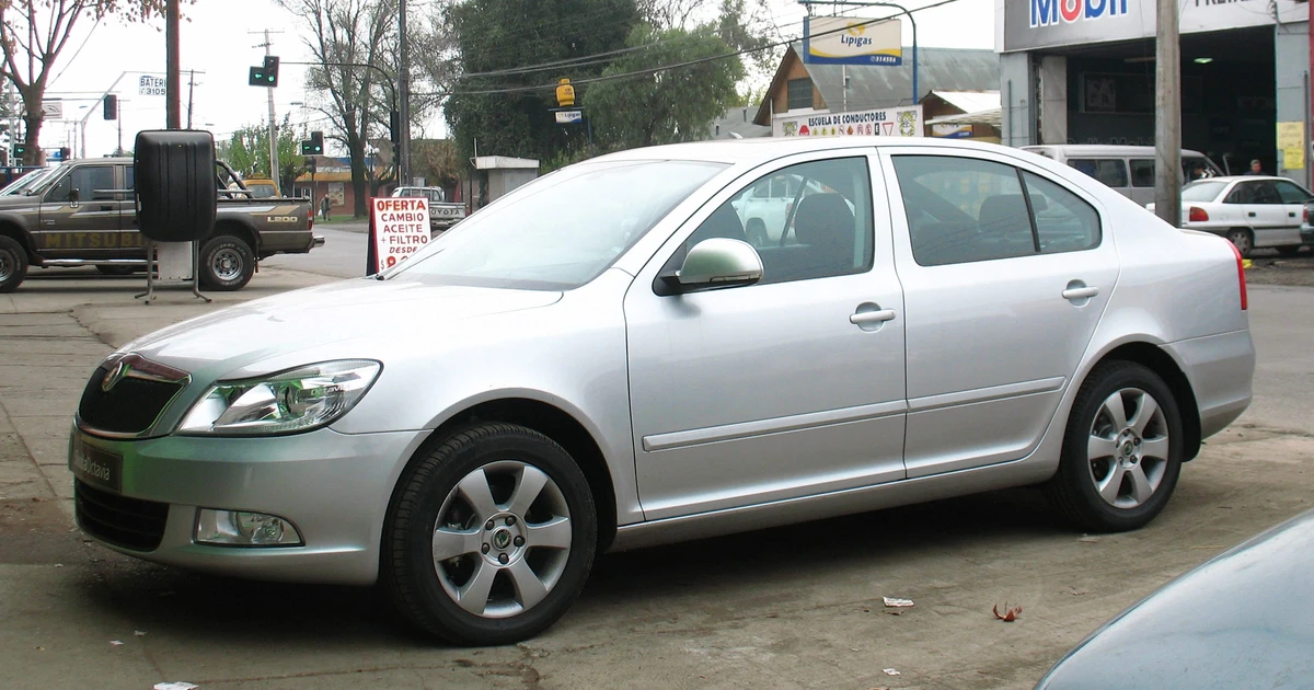 Octavia A5 чи Corolla E150: що краще купити